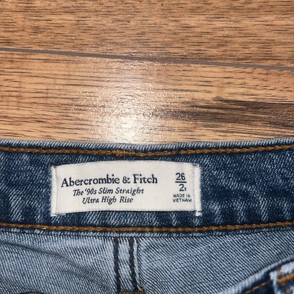 Abercrombie & Fitch straight leg jeans - Picture 2 of 6